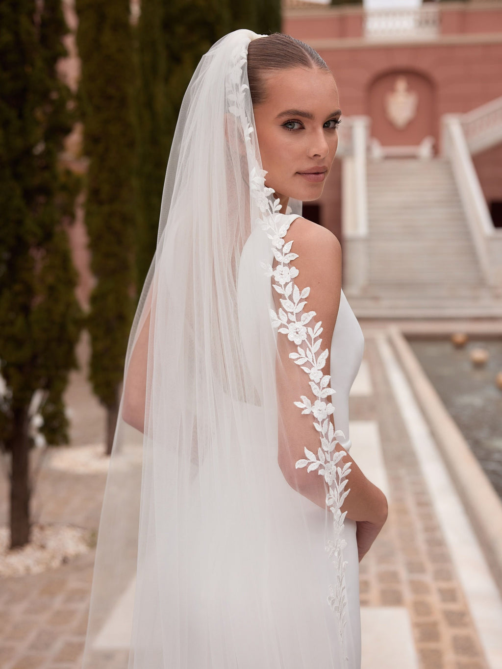 LACE EDGE VEIL S563