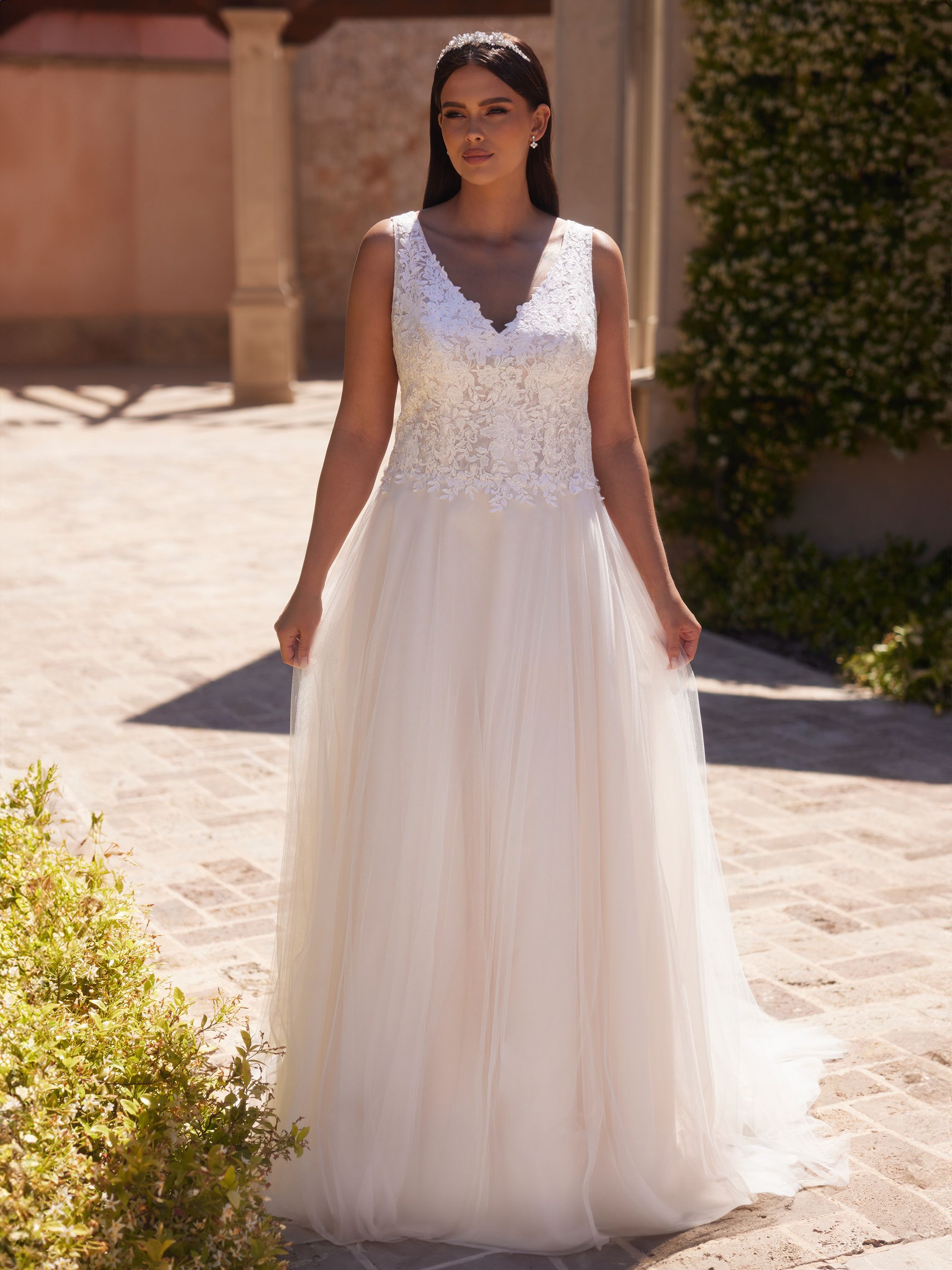 VALERIA PLUS SIZE DRESS