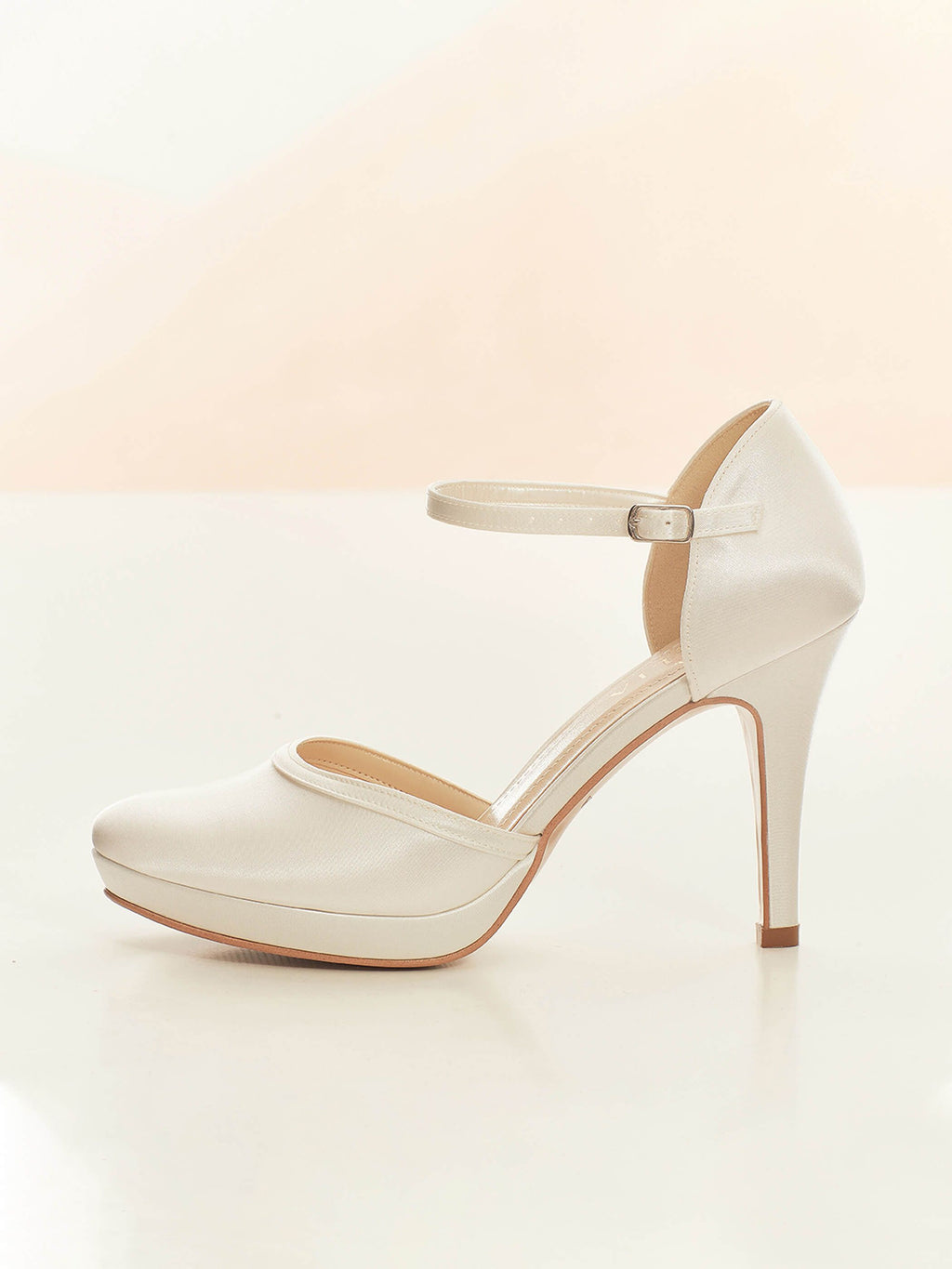 DONA SHOES