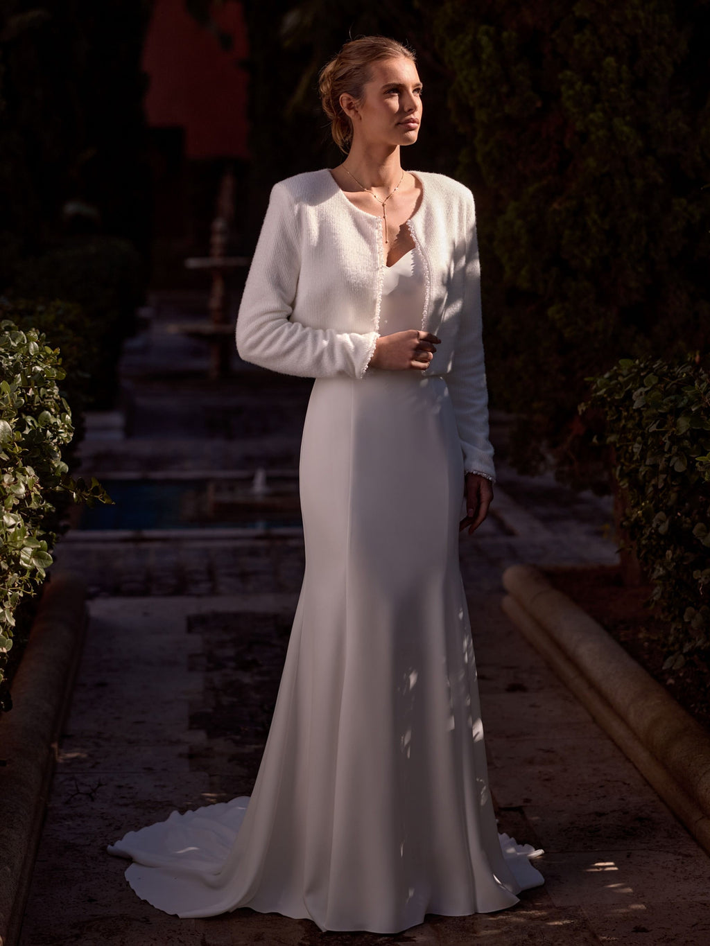 BRIDAL JACKET E534