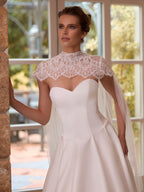 BRIDAL CAPE E547