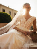 LACE EDGED VEIL S474