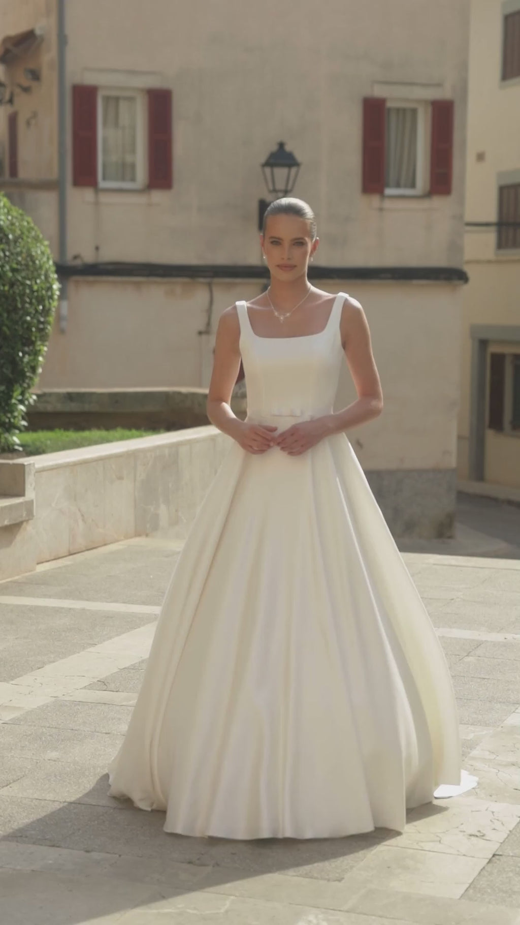 LEVENTE DRESS