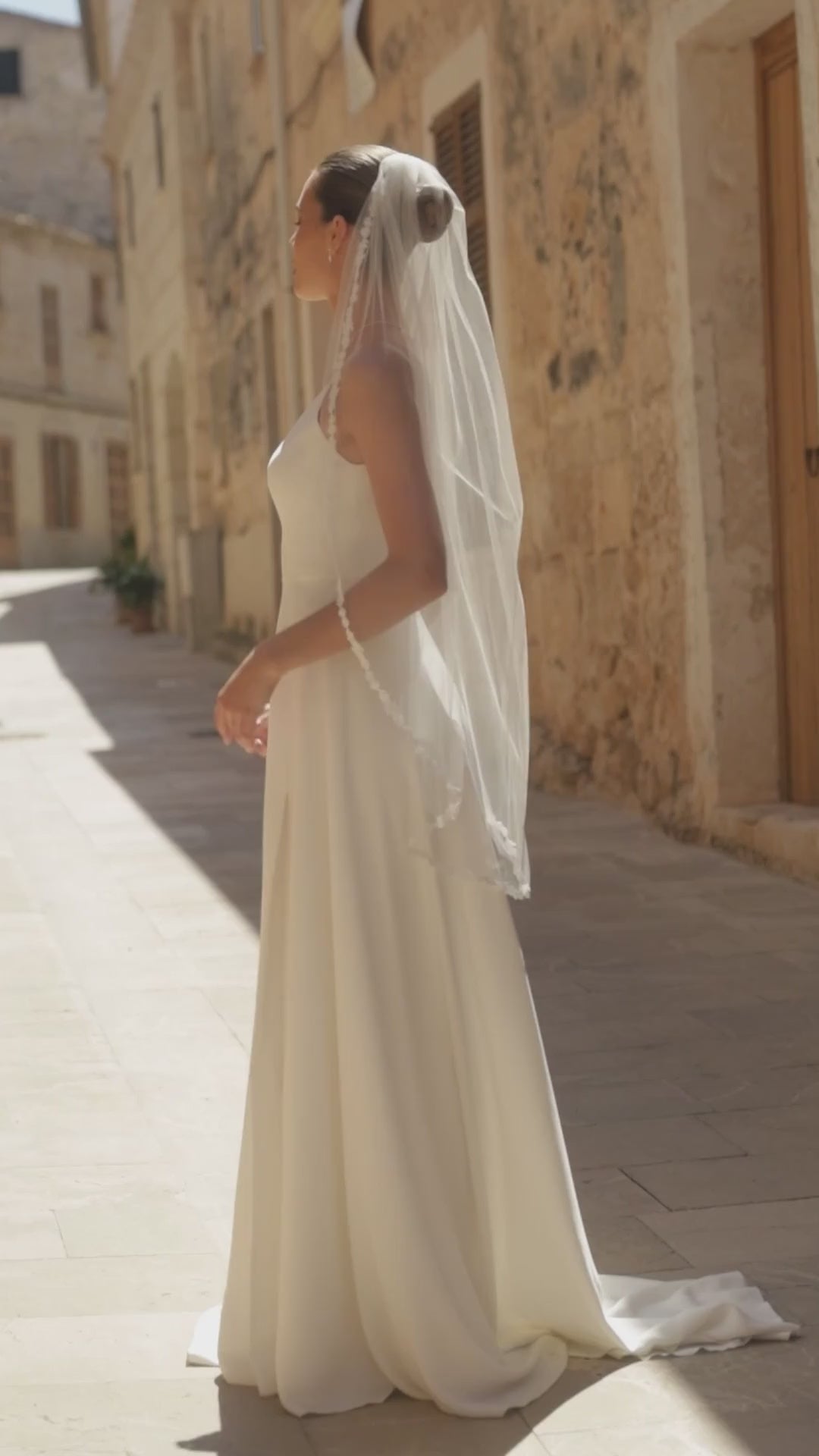 LACE EDGED VEIL S508