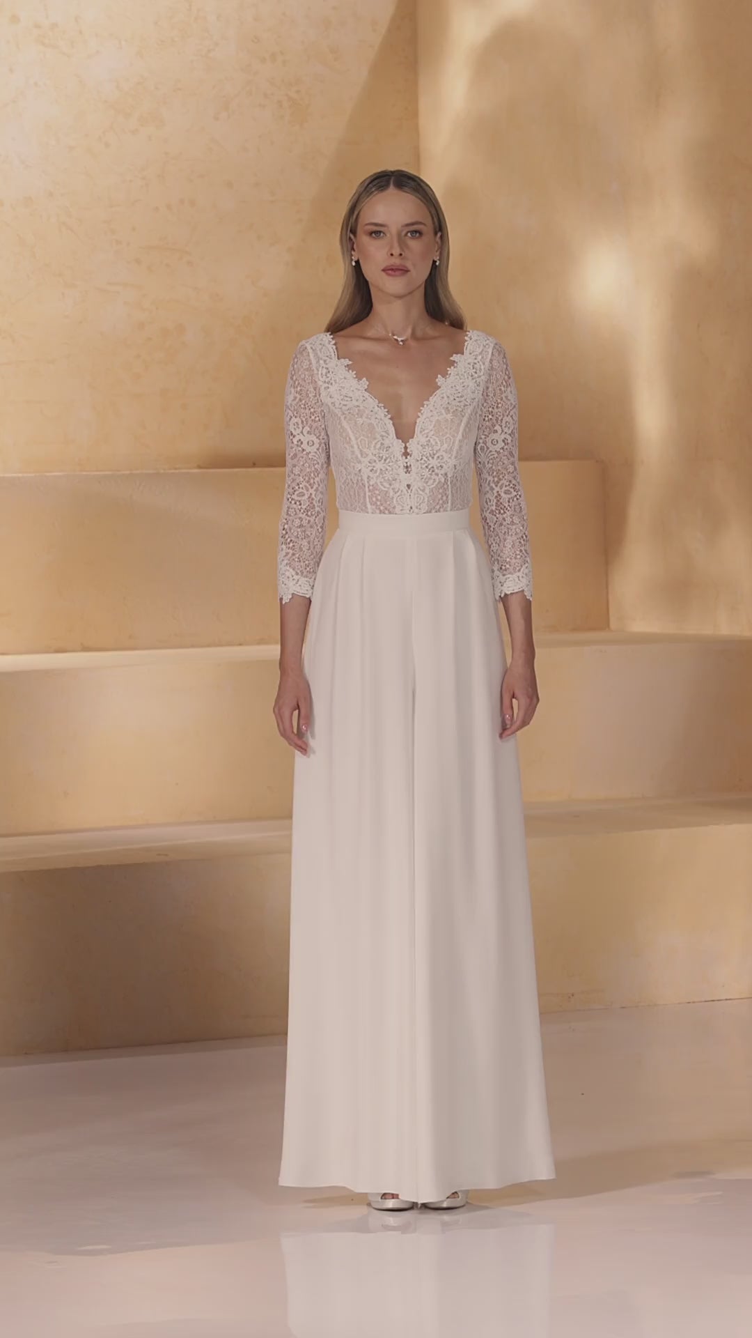 ALASKA BRIDAL JUMPSUIT