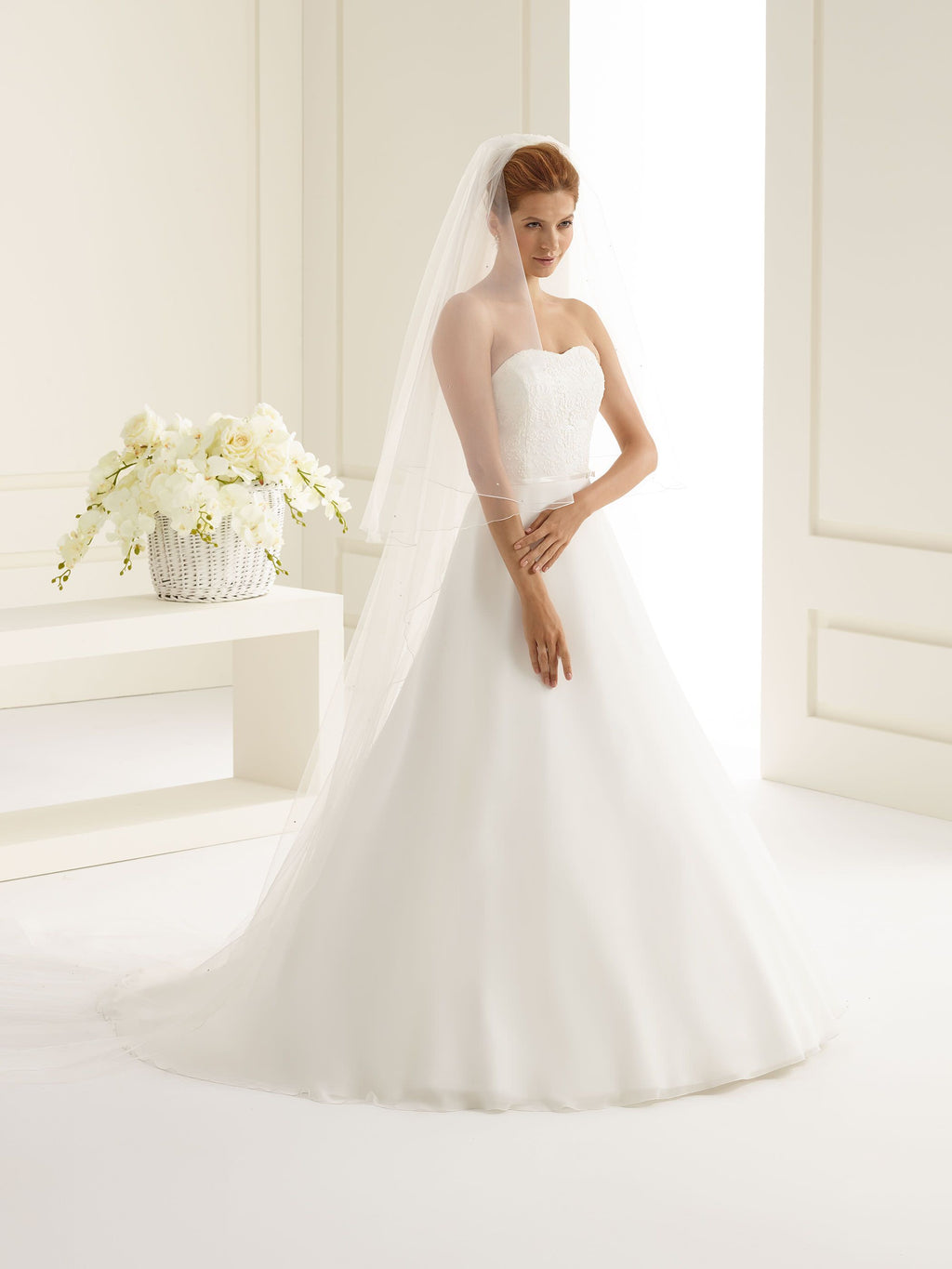 CORDED EDGE VEIL S143S
