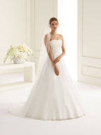 CUTE EDGED VEIL S227