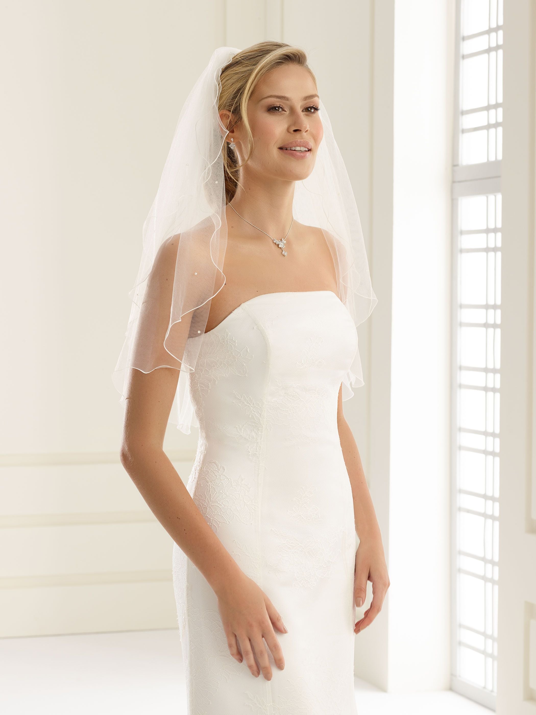 CORDED EDGE VEIL S22P