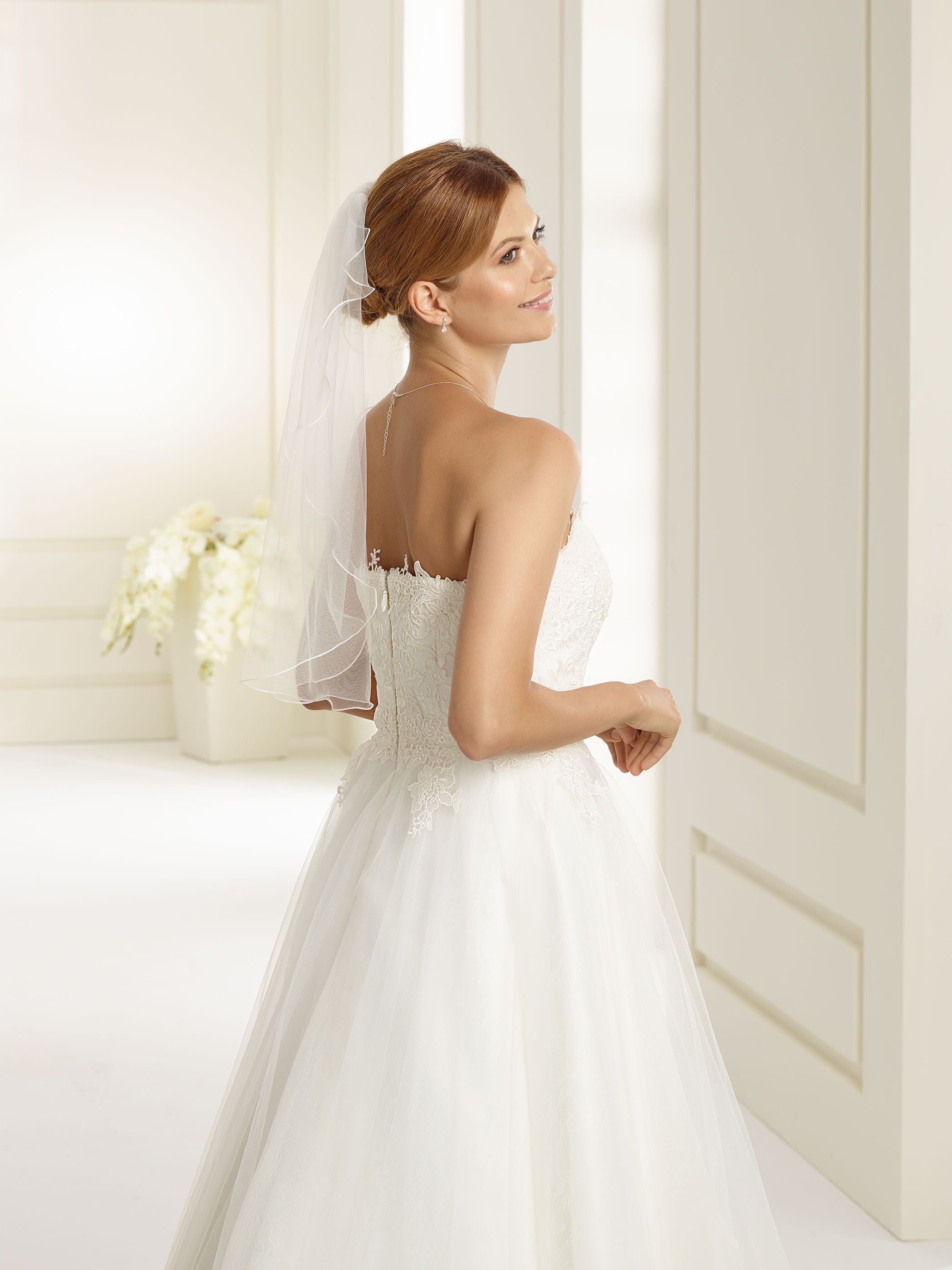 CORDED EDGE VEIL S231