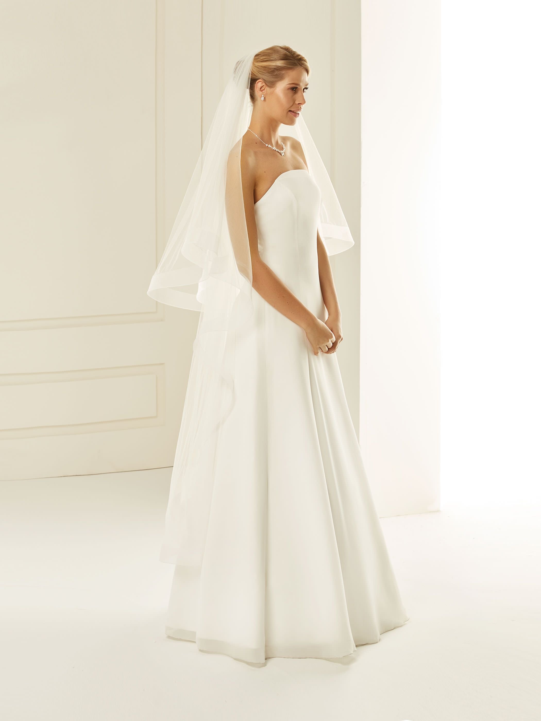 CUTE EDGE VEIL S237