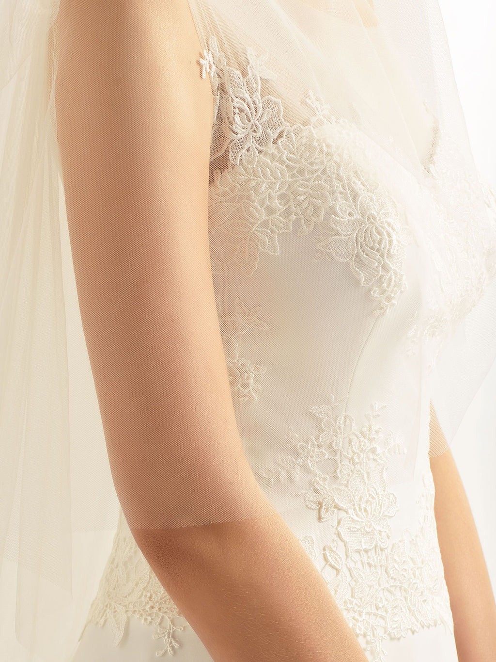 CUTE EDGED VEIL S251